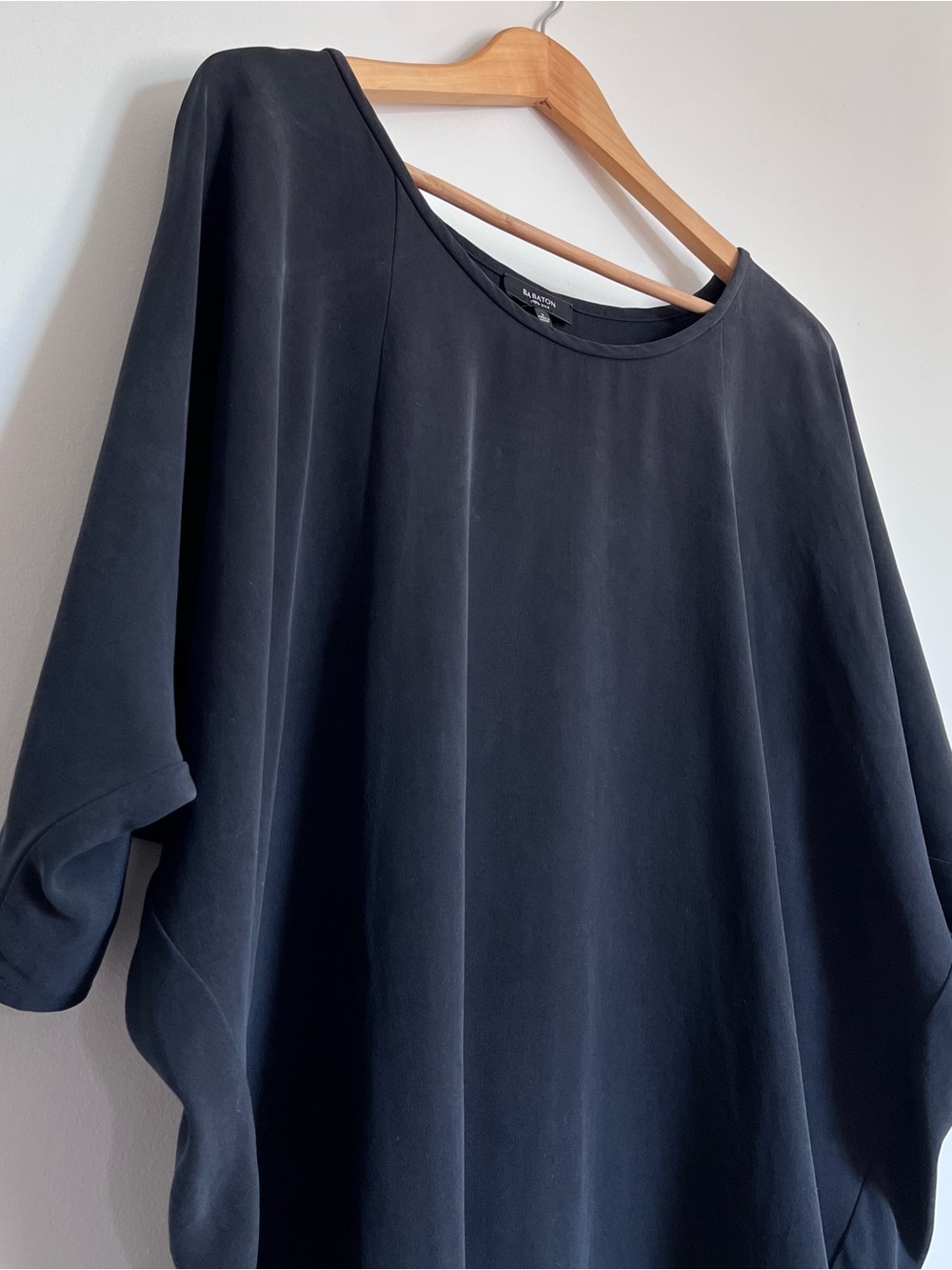 Babaton Aritzia 100% silk drapey batwing dress - Picture 4 of 10